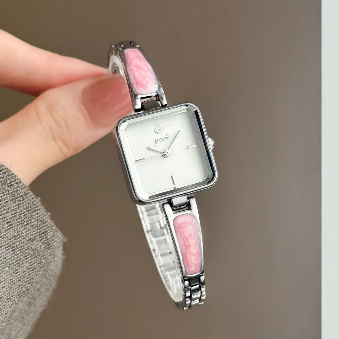 GEDI Watches for Woman Minimalist Square Swan Embossed Dial Silver Quartz Women Watch Elegant Wristwatch Ladies Bracelet