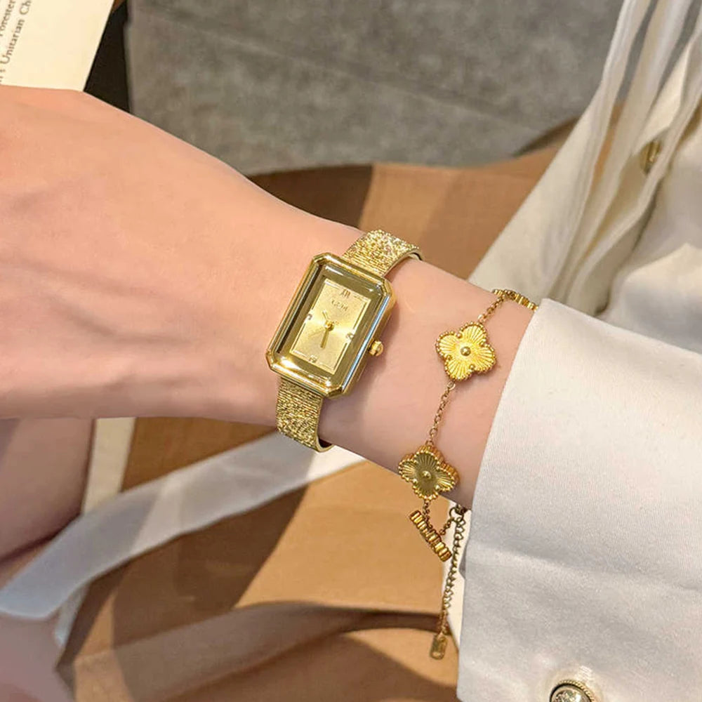 GEDI Gold Vintage Women's Watch Small Square Dial Ladies Daily Dress Quartz Wristwatch Retro Steel Strap Fashion Accessory Gift