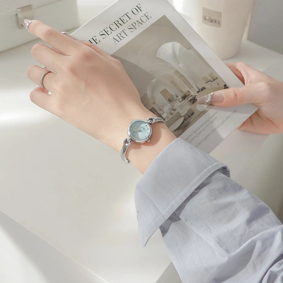 GEDI Women's Bracelet Watch Silver Quartz Wristwatch Fashion Casual Ladies Small Watches Waterproof Elegant Female Clock Gift
