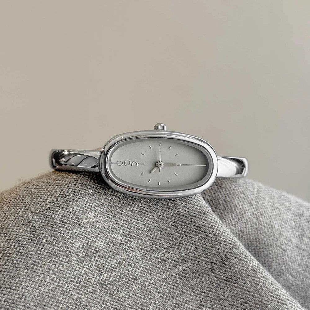 GEDI Women's Watch Minimalist Elegant Oval Dial Quartz Silver Bracelet Wristwatch Clock Female, Girlfriend Birthday Gift