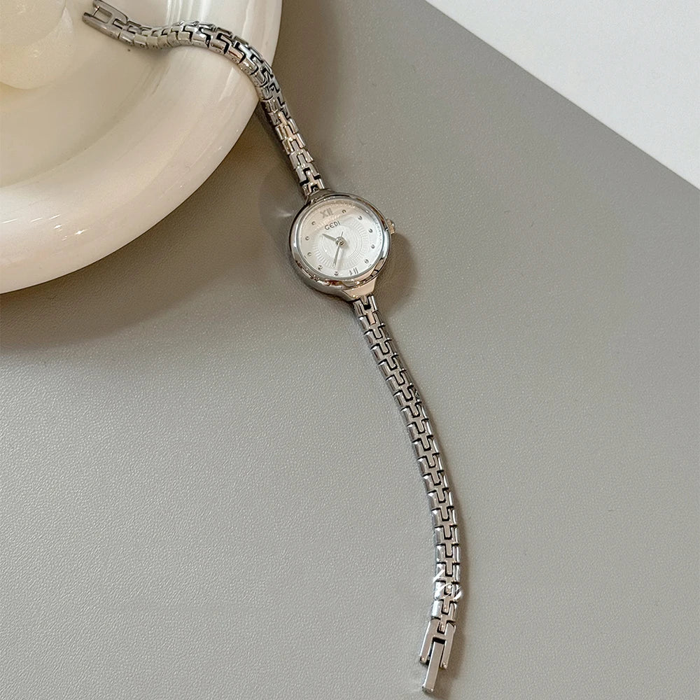 GEDI Ladies Watches Luxury High Quality Quartz Woman Watch Simple Small Dial Delicate Bracelet Fashion Women's Accessories