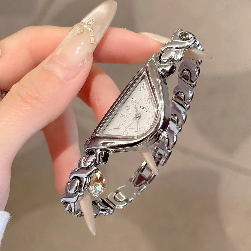 GEDI Unique Irregular Triangle Wrist Watch Women Fashion Creative Bracelet Quartz Watches Dress Lady Female Clock Silver Gold