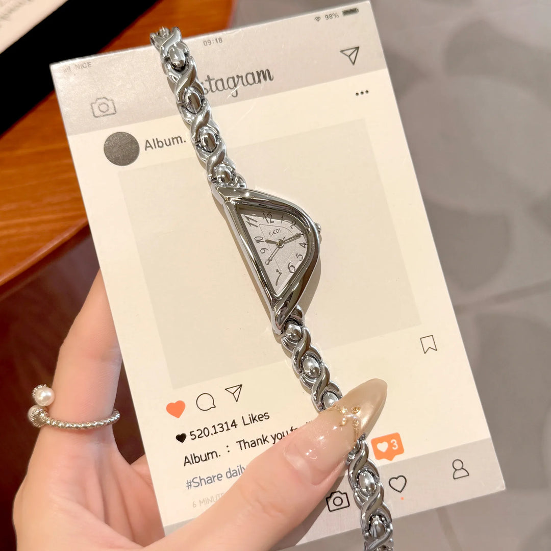 GEDI Unique Irregular Triangle Wrist Watch Women Fashion Creative Bracelet Quartz Watches Dress Lady Female Clock Silver Gold