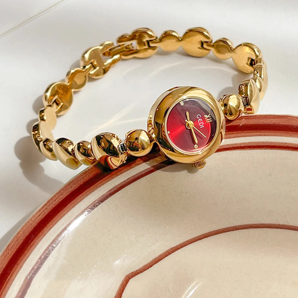 GEDI 2026 New Woman Watch Luxury Vintage Red Round Dial Quartz Watches, Gold Bracelet Ladies Quartz Wristwatch Elegant