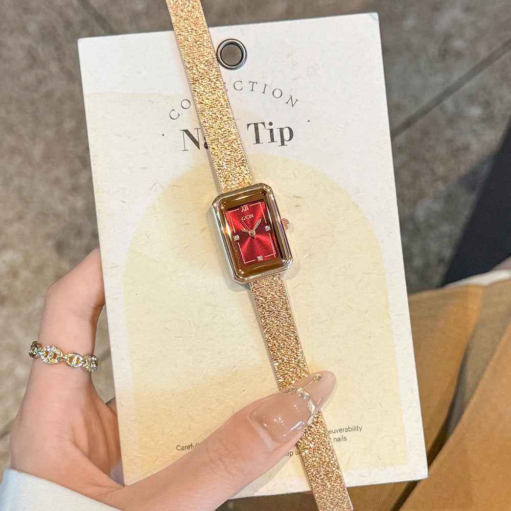 GEDI Gold Vintage Women's Watch Small Square Dial Ladies Daily Dress Quartz Wristwatch Retro Steel Strap Fashion Accessory Gift
