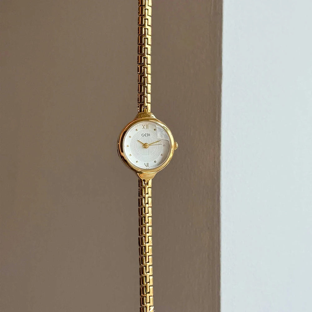 GEDI Ladies Watches Luxury High Quality Quartz Woman Watch Simple Small Dial Delicate Bracelet Fashion Women's Accessories