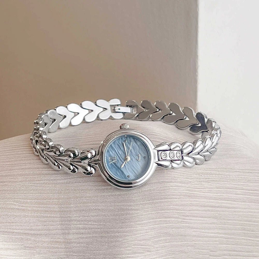 GEDI Fashion Watches For Woman Small Blue Dial Heart-Shaped Bracelet Fashion Accessory Silver Clock Elegant Quartz Watch Gifts