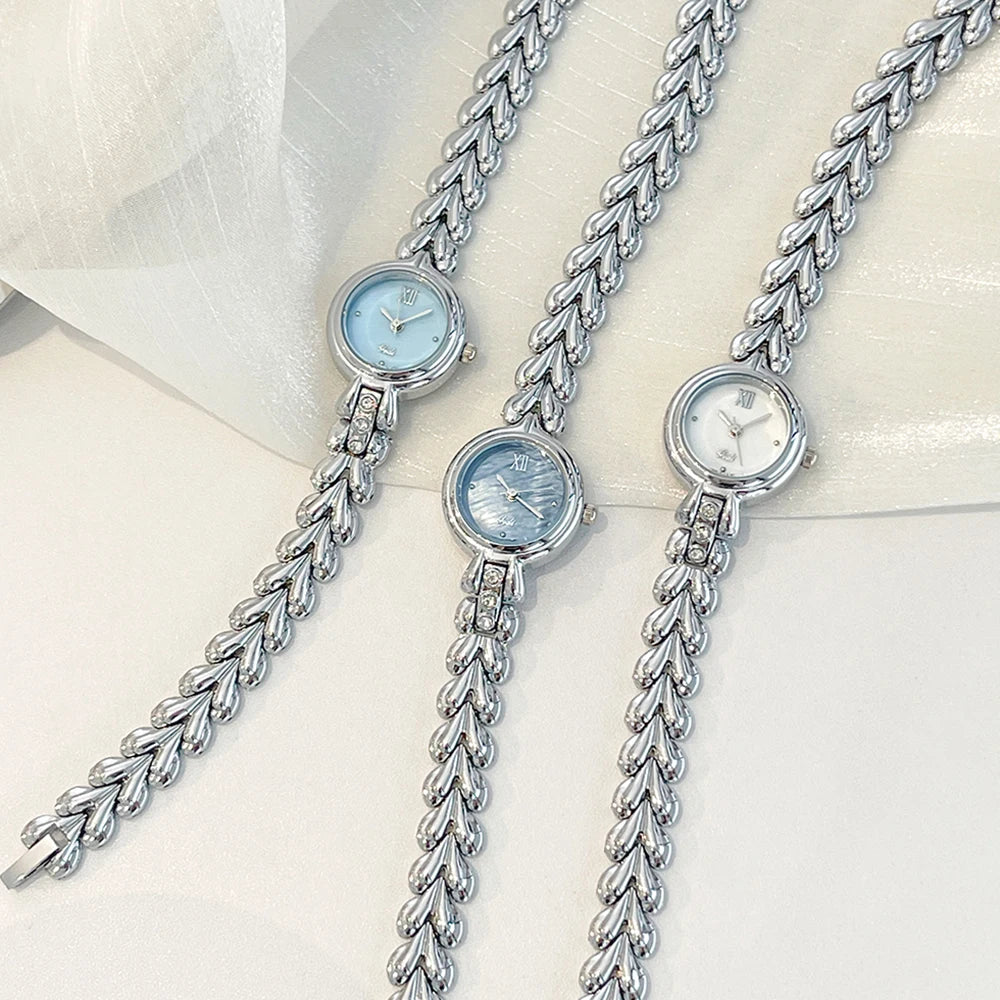 GEDI Fashion Watches For Woman Small Blue Dial Heart-Shaped Bracelet Fashion Accessory Silver Clock Elegant Quartz Watch Gifts